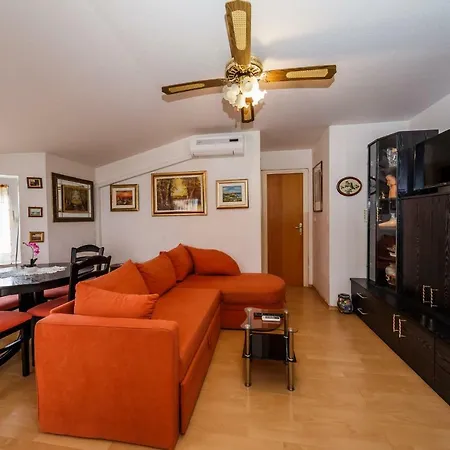 Skalinada 3* Kaštela