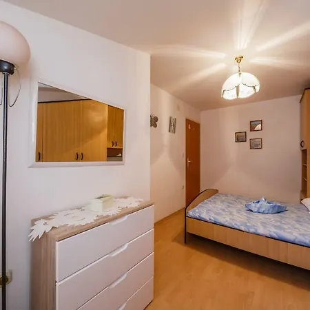 Pensión Skalinada Kaštela